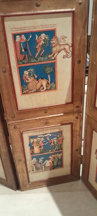 Biombo tríptico medieval