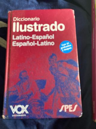 Diccionario Ilustrado Latín. Latino-Español/ Es...