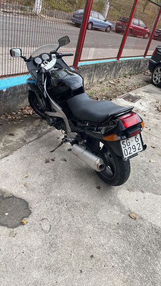 Kawasaki ZZR - Moto deportiva
