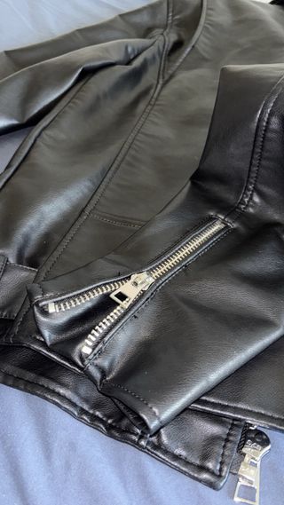 Chaqueta cuero Zara negra