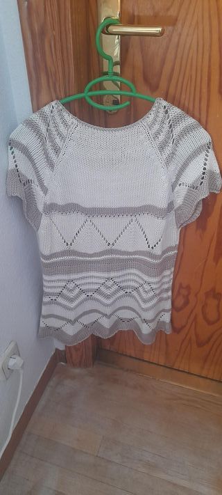 Top beige y crema crochet