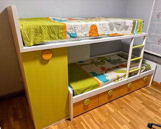 Cama litera infantil con armario y cajones