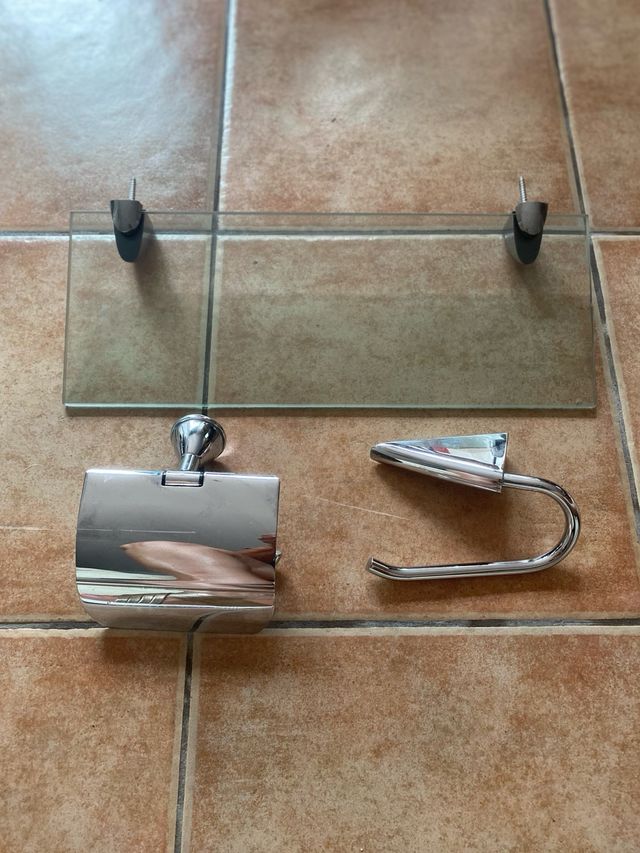 Accesorios baño Roca - metal, cristal