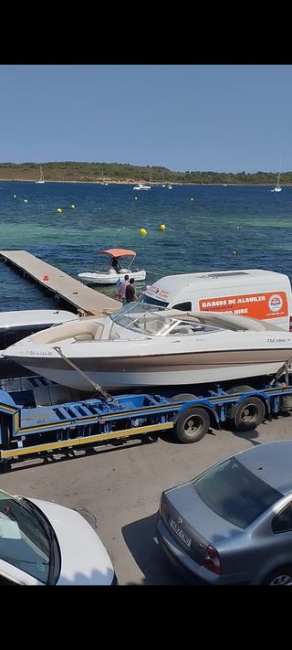 Barco Four Winns 220