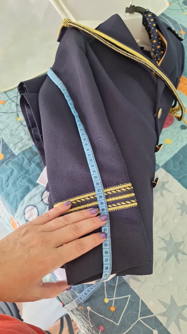 Traje comunión niño - azul marino y dorado