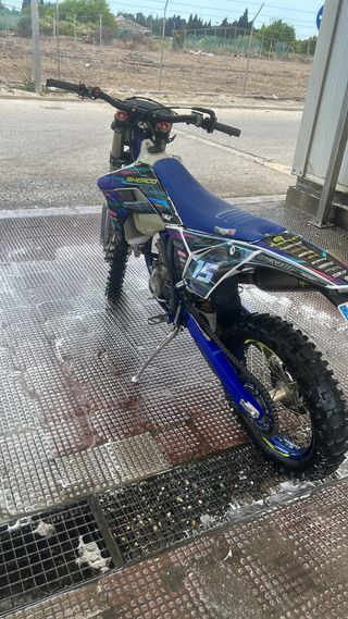 Sherco 300 sef-r con 100 horas