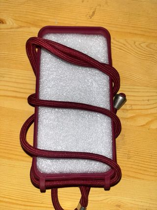 Funda iPhone con Correa - Morada
