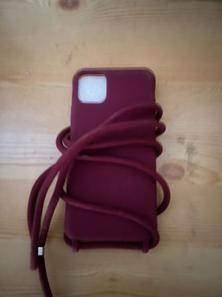 Funda iPhone con Correa - Morada