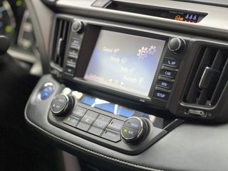 Rav4 2.5l hybrid 2WD Advance Pack Drive
