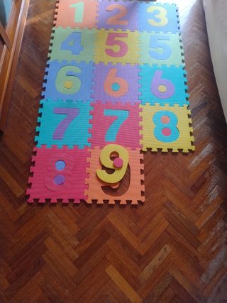 SUELO PROTECTOR DE PUZZLE 14 PIEZAS.