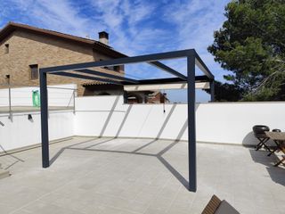 Montaje profesional TOLDOS-PERGOLAS-CESPED