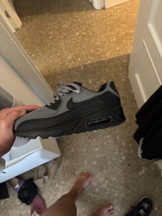 Nike Air Max 90 Gris/Negras - Talla 42