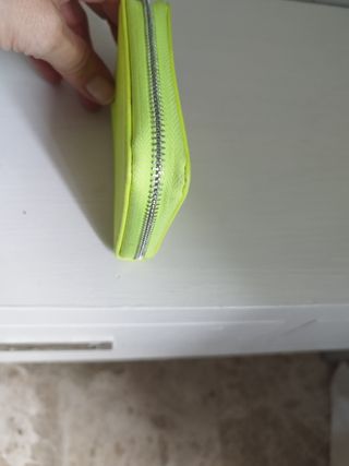 Monedero neón pequeño