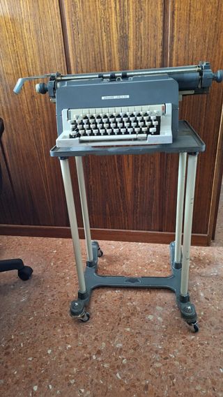 Olivetti Linea 98 - Máquina de escribir