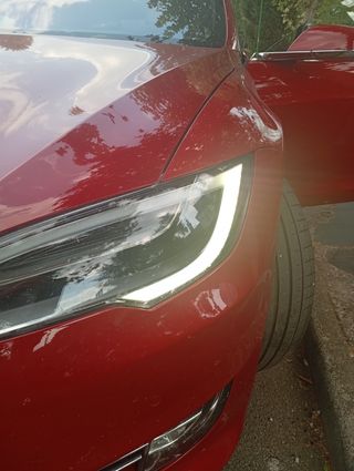 Faros Tesla Model 6 2017