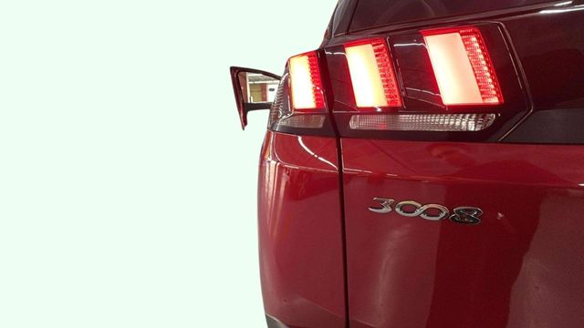 Peugeot 3008 5 AÑOS GARANTÍA