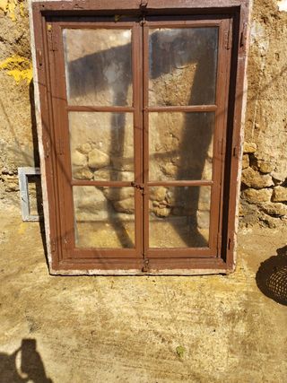 Ventana antigua madera - contraventanas