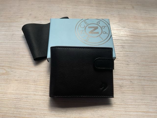 Cartera Piel Negra - Nueva