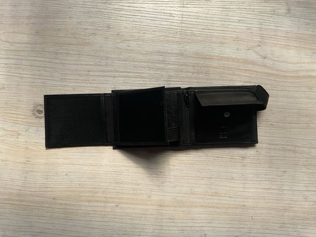 Cartera Piel Negra - Nueva