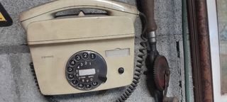 Teléfono Siemens antiguo