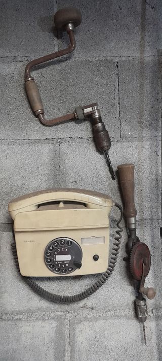 Teléfono Siemens antiguo