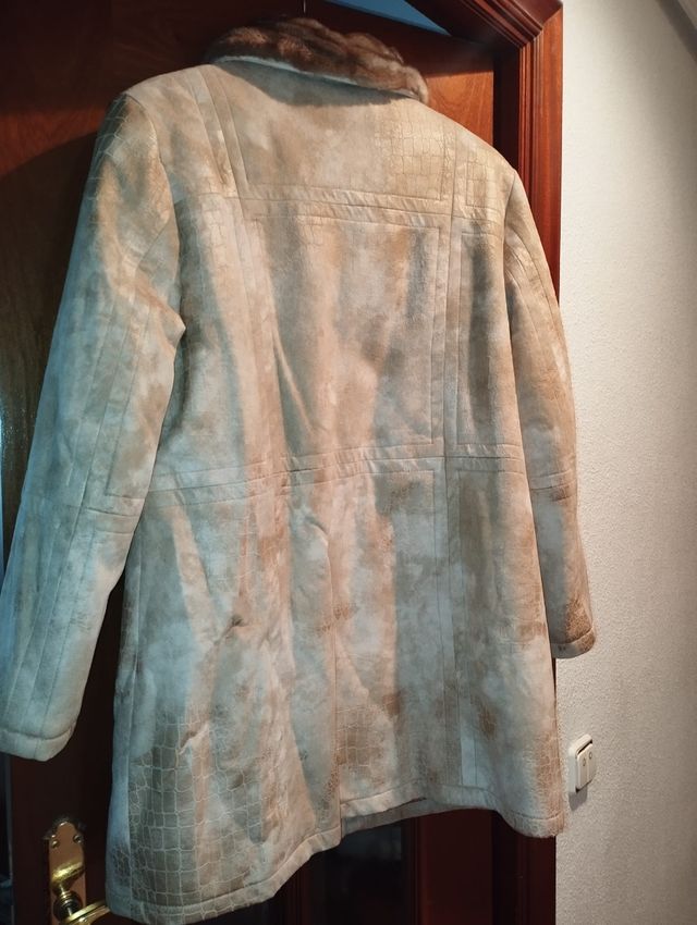 Chaquetón mujer invierno beige