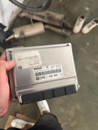 Centralita BMW E46 318i DME 1 430 940