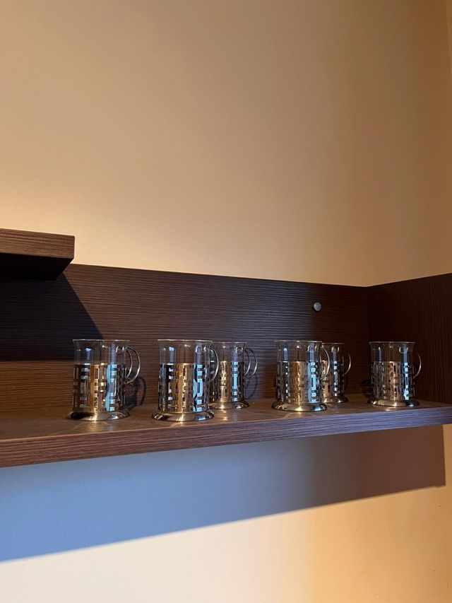 Juego 5 tazas cristal metal