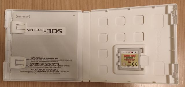 Donkey Kong Country Returns 3D - Nintendo 3DS