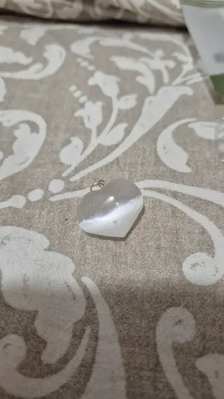 Colgante Selenita Corazón Blanco