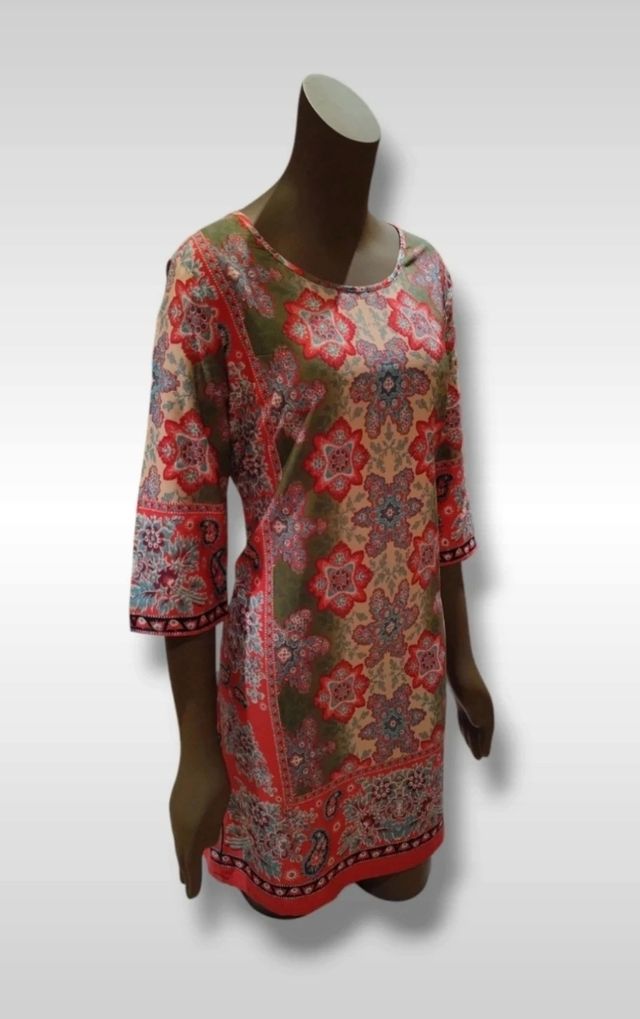 Vestido estampado rojo y verde