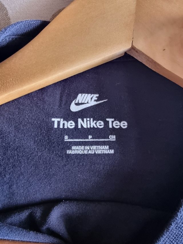 T-Shirt Nike nera - Swoosh