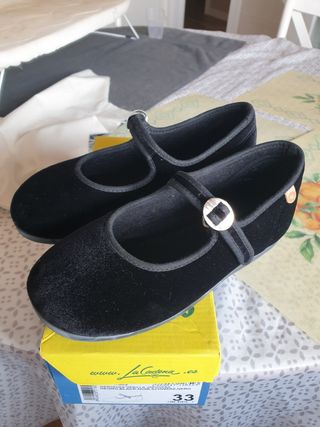 Zapatillas La Cadena niña terciopelo negras