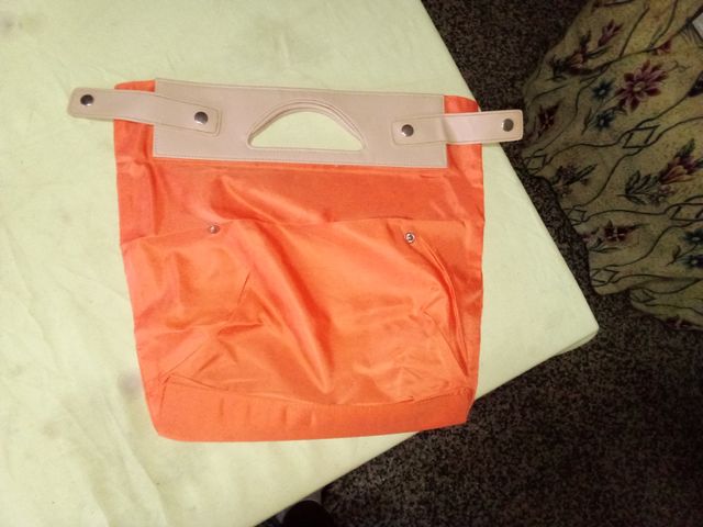Bolso bandolera naranja y beige