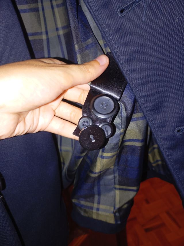 Cazadora negra hombre