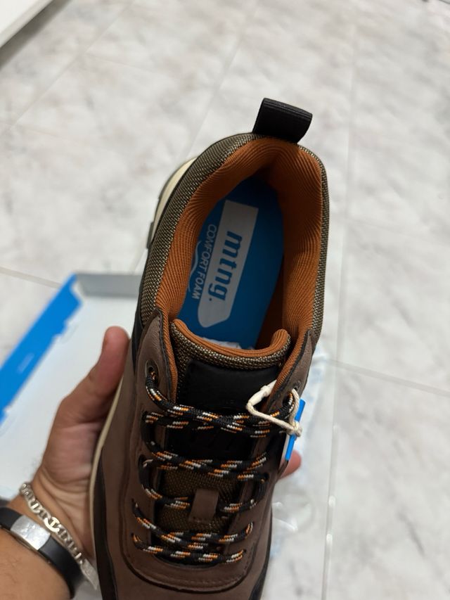 Zapatillas Mustang Hombre Marrón-Negras