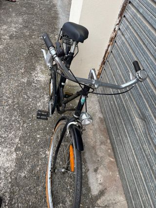 Bicicleta paseo tipo BH California