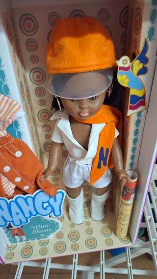 Muñeca Nancy Mini Short