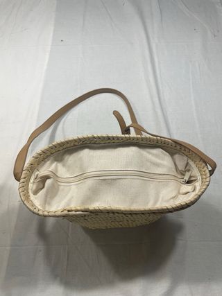 Capazo pequeño de mimbre beige