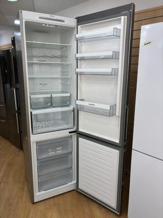 COMBI SIEMENS 2MTS NOFROST INOX A++. ENVÍO A CASA 