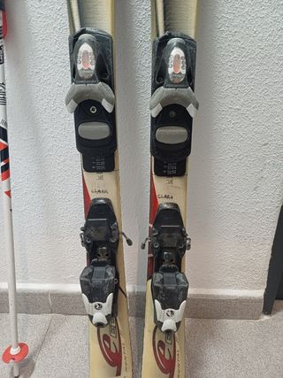 Esquís Rossignol 110 + Bastones