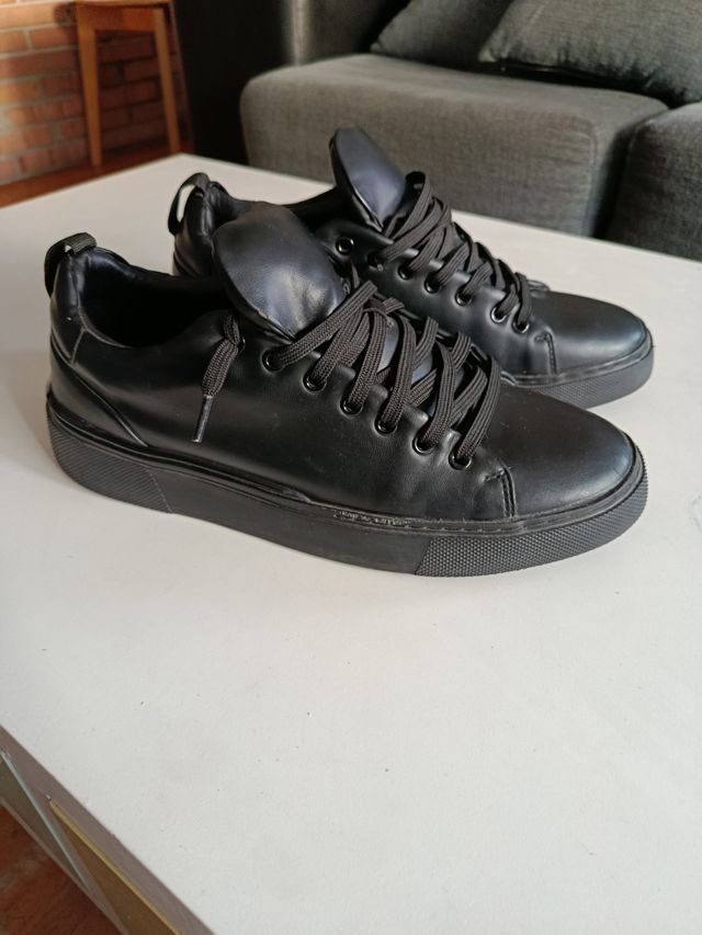 Zapatillas hombre negras