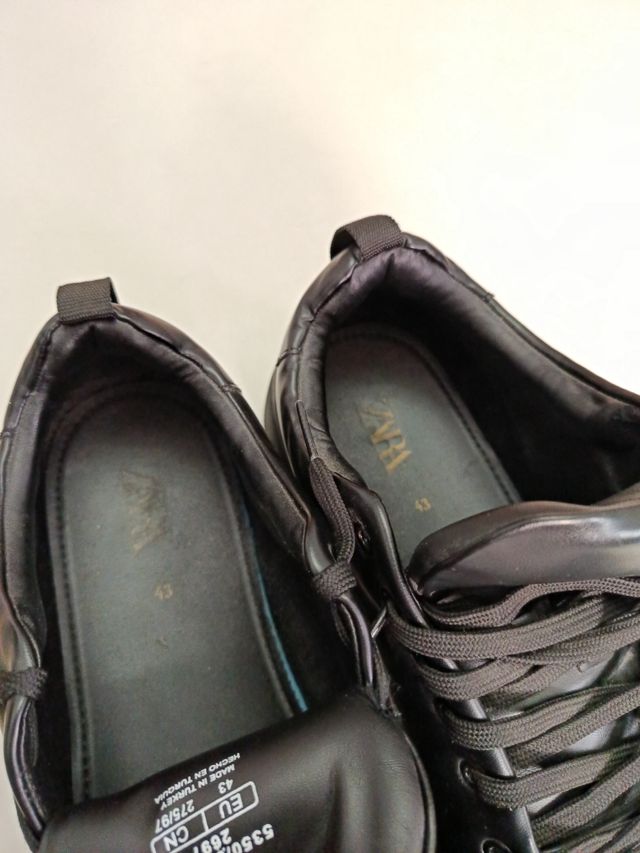 Zapatillas hombre negras