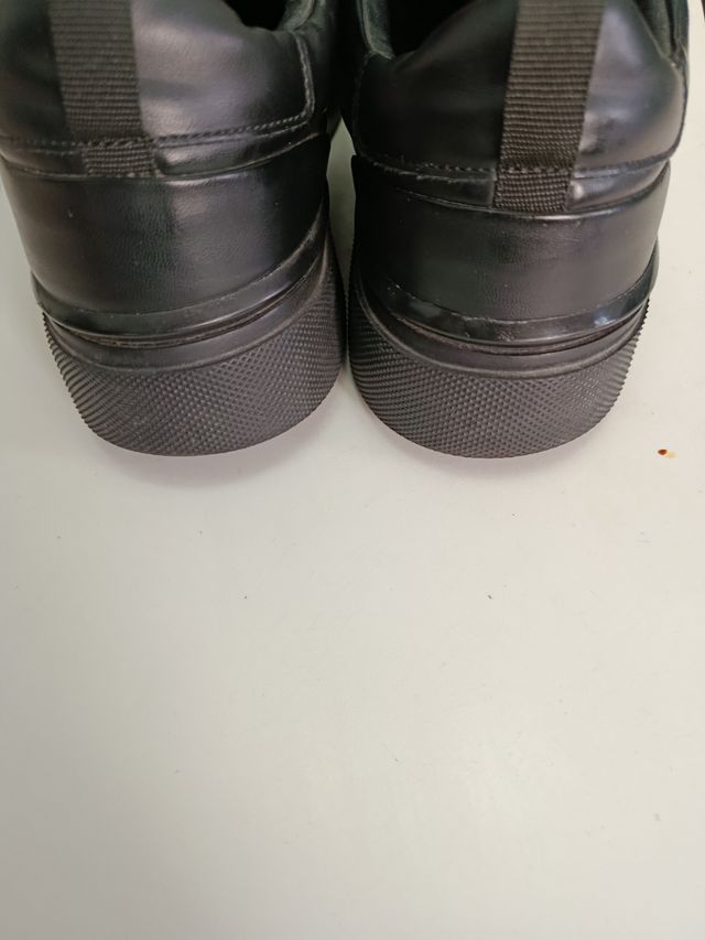 Zapatillas hombre negras