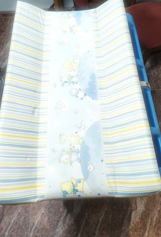 Cambiador bebé Brevi con bañera