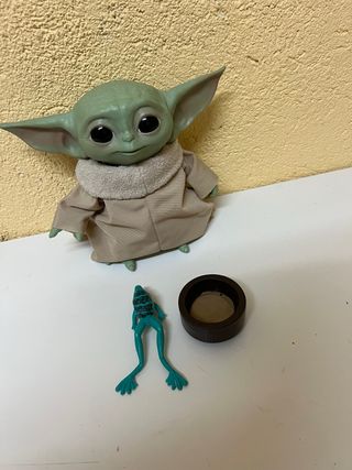 Muñeco Yoda y accesorios