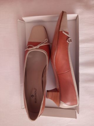 Zapatos BELEN GONZALO beige y Camel 