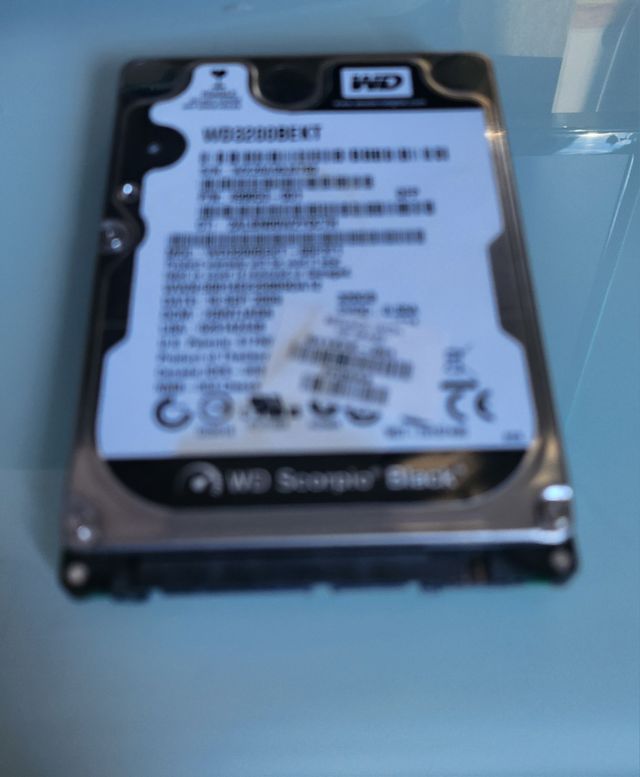 Dischi rigidi SATA da 2,5 pollici 