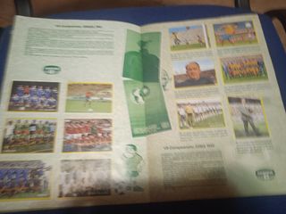 Álbum cromos futbol en Acción Mundial 82