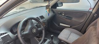 SEAT Ibiza 2000 Negociable.